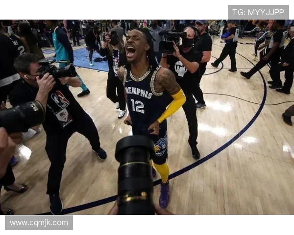 里昂与图卢兹激战正酣比分结果揭晓引发球迷热议