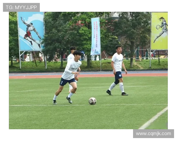 重庆足球队荣登足球意识排行榜第七名引发热议