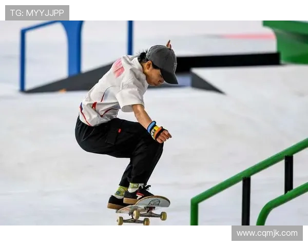 南京攀岩队在滑板精英赛中以65分稳居积分榜首位