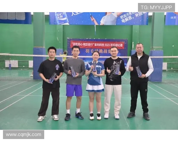 南京羽毛球队团队协作引发热议球员间配合与默契的争论与反思